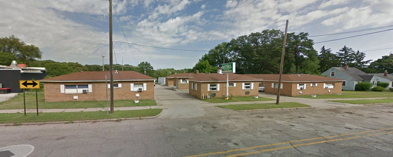 Heights Motel - Web Listing (newer photo)